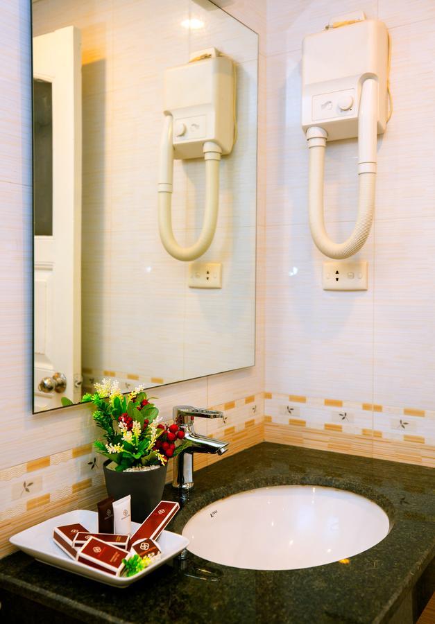 Royal Hotel Ha Noi Hanoi Esterno foto